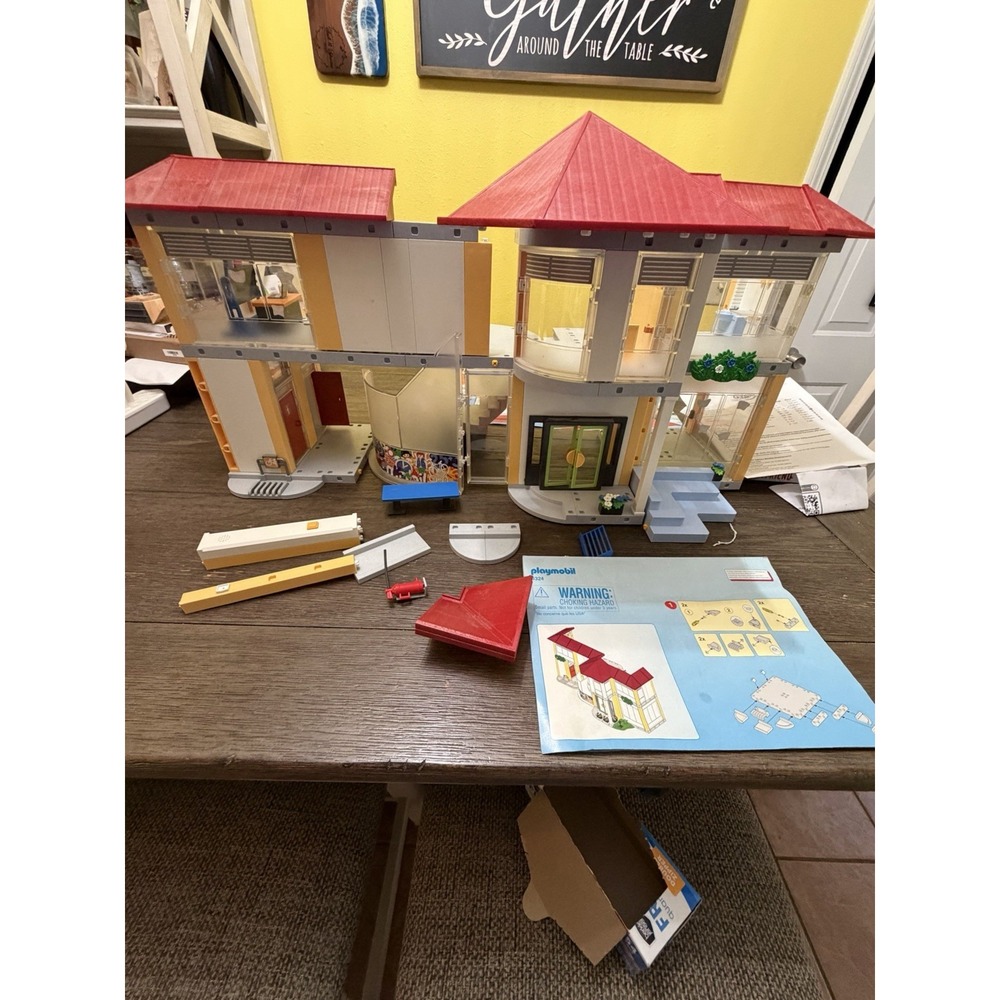 PLAYMOBIL 4324 Large School Building Playset w/ Instructions Furniture